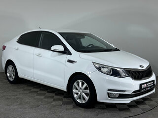 2016 Kia Rio III Рестайлинг, белый, 1099000 рублей, вид 3