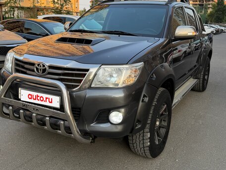 2014 Toyota Hilux VII Рестайлинг, серый, 2450000 рублей, вид 2
