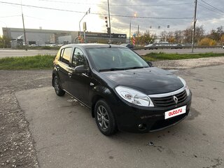 2014 Renault Sandero I, чёрный, 690000 рублей, вид 3