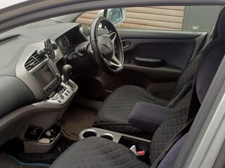 2010 Honda Stream II Рестайлинг, серый, 1175000 рублей, вид 5