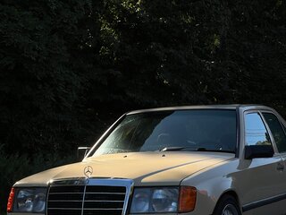 1989 Mercedes-Benz W124 230 5-speed, бежевый, 255000 рублей, вид 5