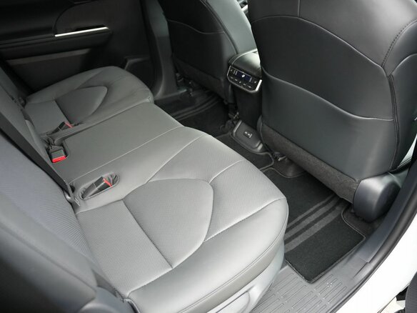 2026 Toyota Highlander IV (XU70), белый, 5799000 рублей - вид 13