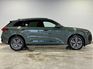 2026 Audi Q5 L III (GU), зелёный, 6100000 рублей, вид 4