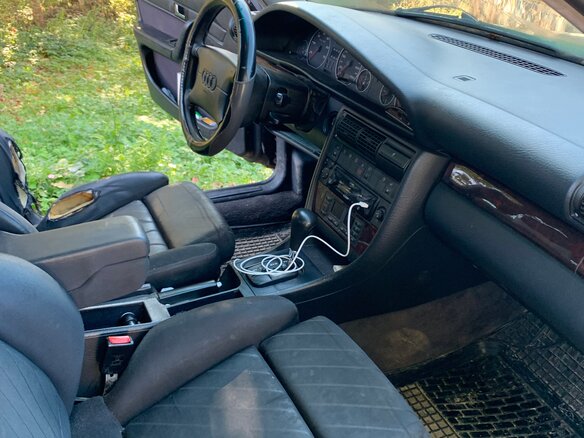 1996 Audi A6 I (C4), чёрный, 350000 рублей - вид 5