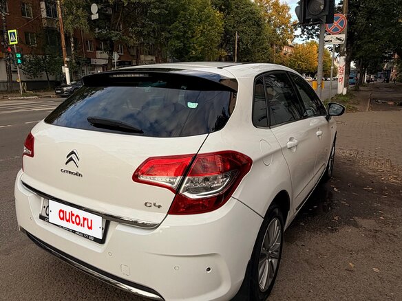 2012 Citroen C4 II, белый, 690000 рублей - вид 8