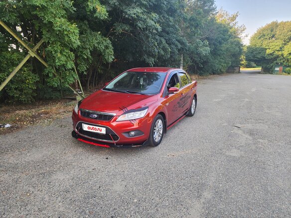 2008 Ford Focus II Рестайлинг, красный, 650000 рублей