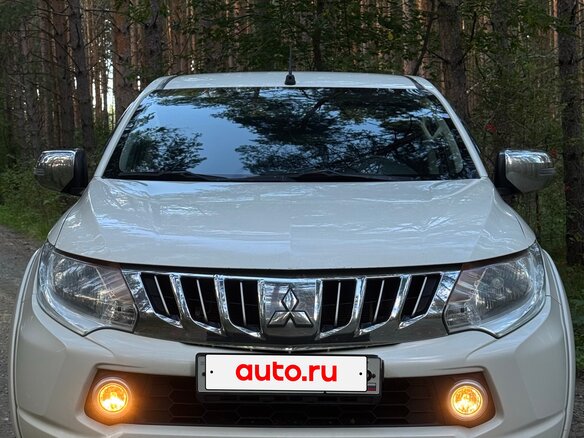 2015 Mitsubishi L200 V, белый, 2290000 рублей - вид 1