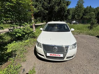 2010 Volkswagen Passat B6, серебристый, 330000 рублей, вид 3