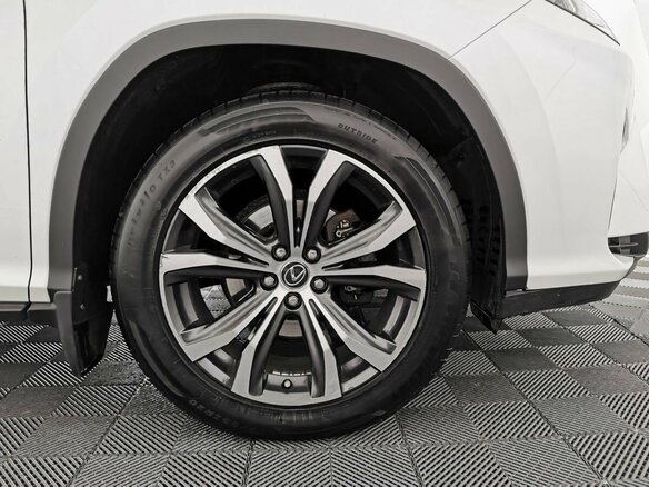2018 Lexus RX 300 IV, белый, 4309000 рублей - вид 8