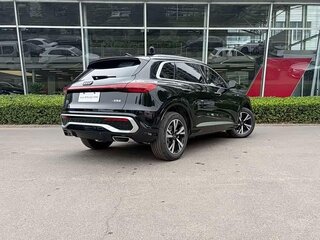 2026 Audi Q5 L III (GU), чёрный, 5708000 рублей, вид 4