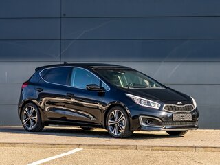2018 Kia Ceed II Рестайлинг, чёрный, 1295000 рублей, вид 3