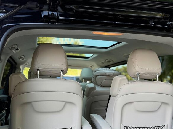 2026 Mercedes-Benz V-Класс Extra Long 300 d экстра длинный III (W447) Рестайлинг 2, чёрный, 15990000 рублей - вид 9