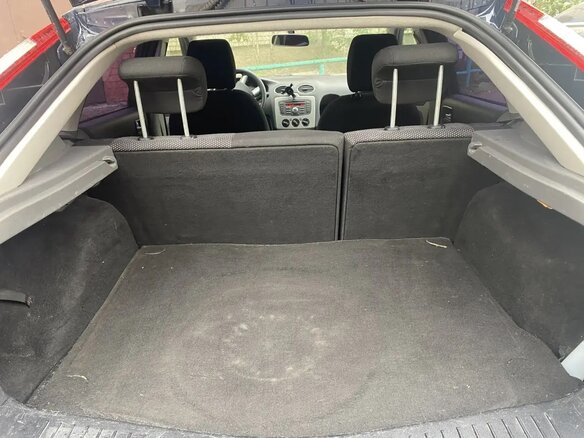 2011 Ford Focus II Рестайлинг, синий, 600000 рублей - вид 12