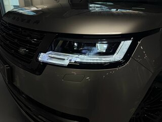 2026 Land Rover Range Rover P400 MHEV Long V, серый, 23990000 рублей, вид 2