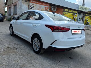 2021 Hyundai Solaris II Рестайлинг, белый, 1300000 рублей, вид 2