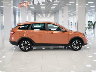 2019 Lada (ВАЗ) Vesta SW Cross I, оранжевый, 942000 рублей, вид 5