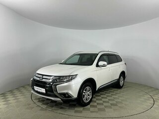 2015 Mitsubishi Outlander III Рестайлинг 2, серебристый, 1620000 рублей, вид 1