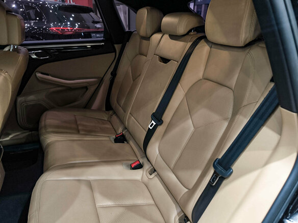 2016 Porsche Macan S Diesel I, чёрный, 4390000 рублей - вид 11