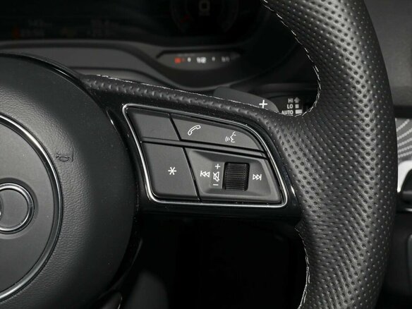 2026 Audi Q2 L 35 TFSI I Рестайлинг, голубой, 3440000 рублей - вид 12