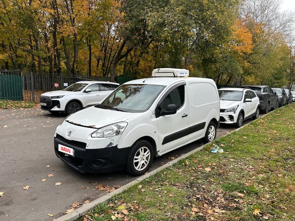 2012 Peugeot Partner, белый, 500000 рублей - вид 12