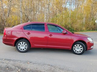 2009 Skoda Octavia II (A5) Рестайлинг, пурпурный, 630000 рублей, вид 5