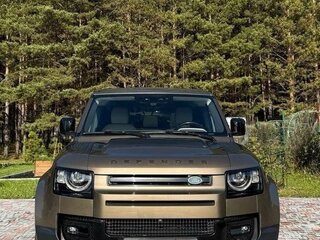 2020 Land Rover Defender 110 II, зелёный, 4750000 рублей, вид 1