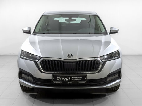 2021 Skoda Octavia IV (A8), серый, 2450000 рублей, вид 2