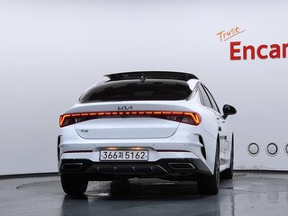 2022 Kia K5 III, белый, 2150000 рублей, вид 3