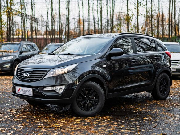 2013 Kia Sportage III, чёрный, 1250000 рублей