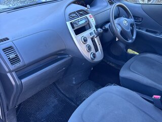 2008 Toyota Ractis I, серебристый, 400000 рублей, вид 4