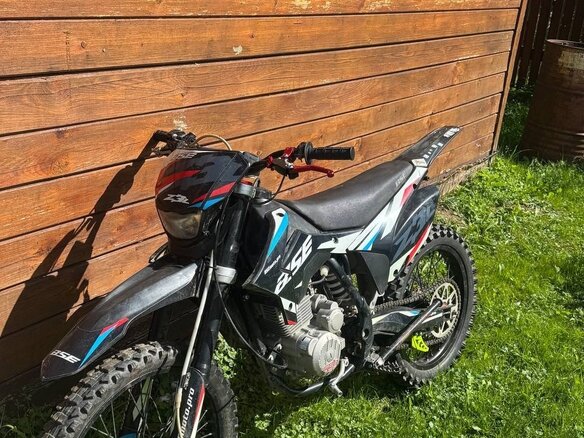 2024 BSE Z3, чёрный, 100000 рублей