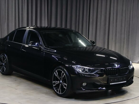 2013 BMW 3 серии 320i VI (F3x), чёрный - вид 2