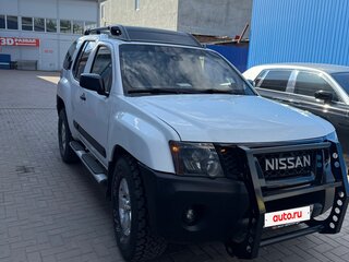2011 Nissan Xterra II Рестайлинг, белый, 1400000 рублей, вид 4
