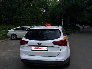 2017 Kia Ceed II Рестайлинг, белый, 490000 рублей, вид 5