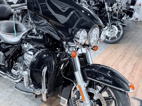 2018 Harley-Davidson Electra Glide, чёрный, 1799000 рублей - вид 9