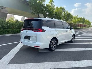 2023 GAC Trumpchi M6 Pro, белый, 1230000 рублей, вид 4