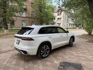 2023 Geely Monjaro (Xingyue L) I, белый, 2950000 рублей, вид 3