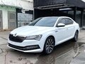 2022 Skoda Superb III Рестайлинг, белый, 2170000 рублей