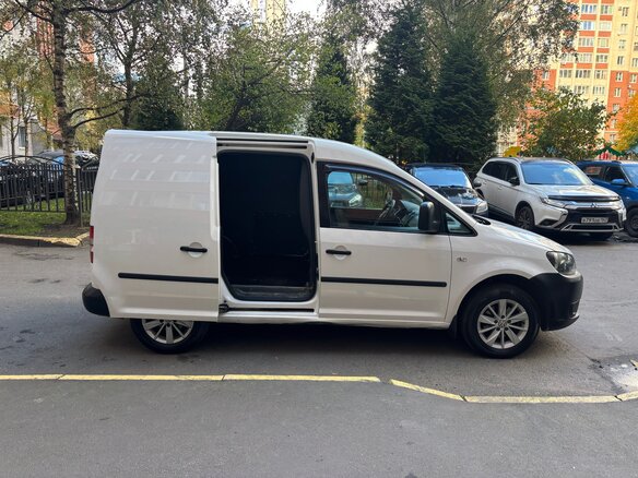2013 Volkswagen Caddy III Рестайлинг, белый, 777000 рублей - вид 12