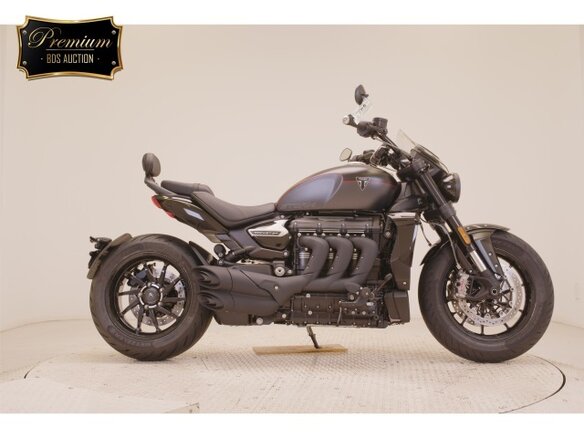 2026 Triumph Rocket III, чёрный, 2800000 рублей - вид 4