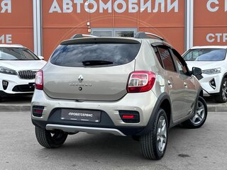 2021 Renault Sandero Stepway II Рестайлинг, бежевый, 1230000 рублей, вид 5