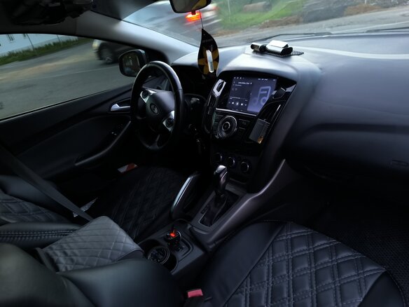 2013 Ford Focus III, серебристый, 850000 рублей - вид 2