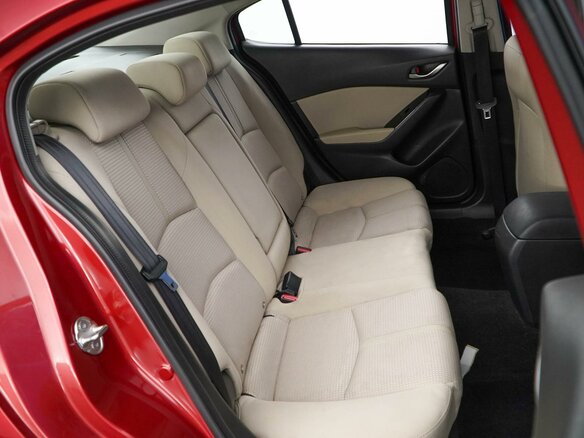 2018 Mazda 3 III (BM) Рестайлинг, красный, 1569055 рублей - вид 6