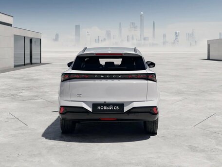2026 Omoda C5 II, белый, 2399000 рублей, вид 4