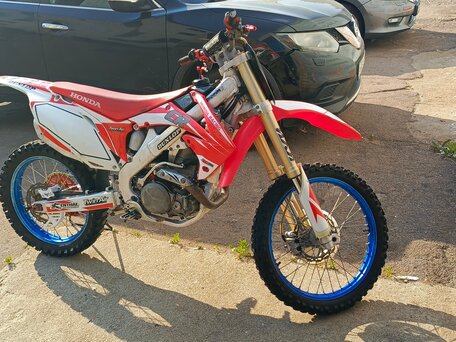 2009 Honda CRF 450R, красный, 390000 рублей, вид 1