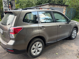 2017 Subaru Forester IV Рестайлинг 2, серый, 1900000 рублей, вид 4