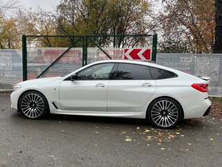 2019 BMW 6 серии Gran Turismo 630d xDrive IV (G32), белый, 5150000 рублей, вид 5