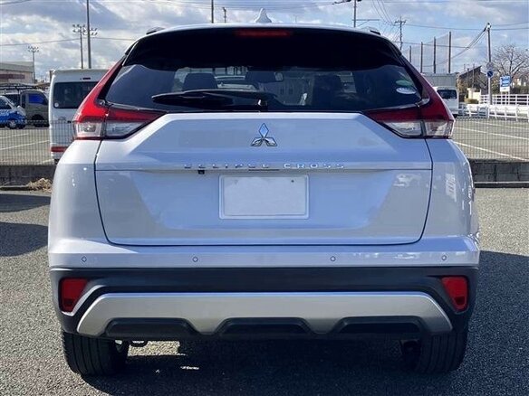 2023 Mitsubishi Eclipse Cross I Рестайлинг, белый, 1827000 рублей - вид 3