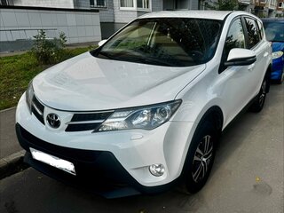 2014 Toyota RAV4 IV (XA40), белый, 1650000 рублей, вид 2
