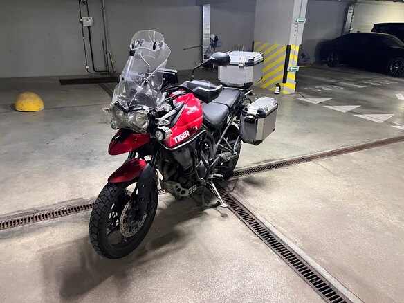 2017 Triumph Tiger 800, красный, 900000 рублей - вид 20